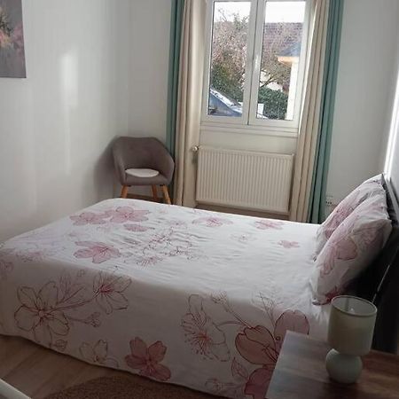 Appartement Cosy Avec Jardin Vaux-Sur-Seine Bagian luar foto