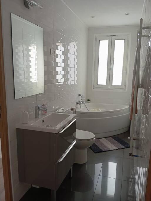 Appartement Cosy Avec Jardin Vaux-Sur-Seine Bagian luar foto
