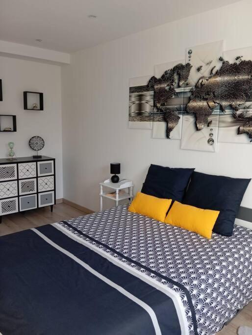 Appartement Cosy Avec Jardin Vaux-Sur-Seine Bagian luar foto